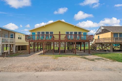 Surfside Beach Villa | Oceanfront 4BR, Peaceful, Cozy, Kids/Pet Friendly!