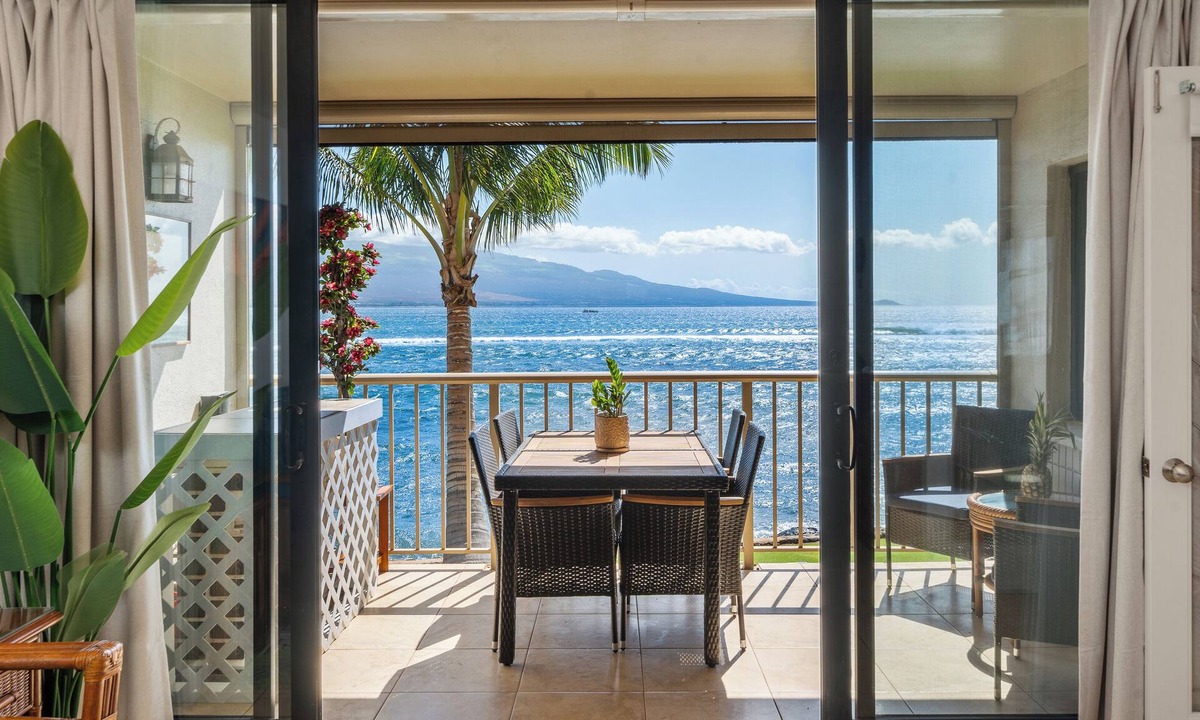Maalaea Condo | Oceanfront AC W/D Desk Central Maui