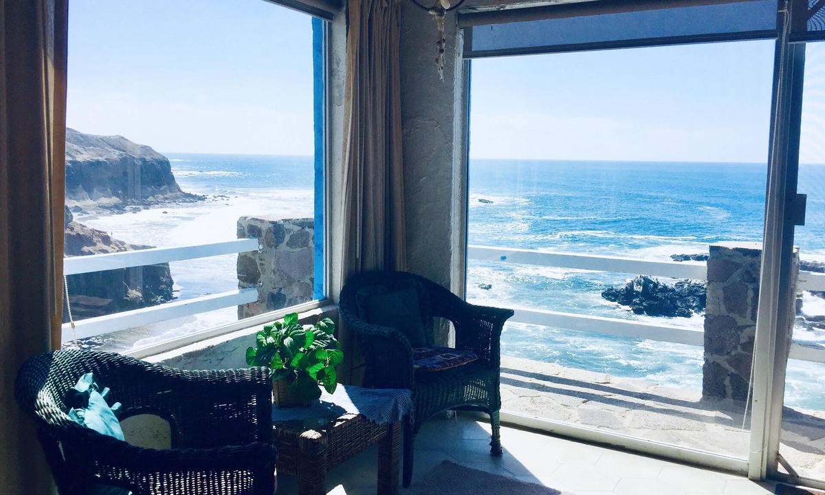 Playas De Tijuana Villa | Oceanfront, Beautiful view, Romantic, Extra large, Relaxing, Near to Golfing.