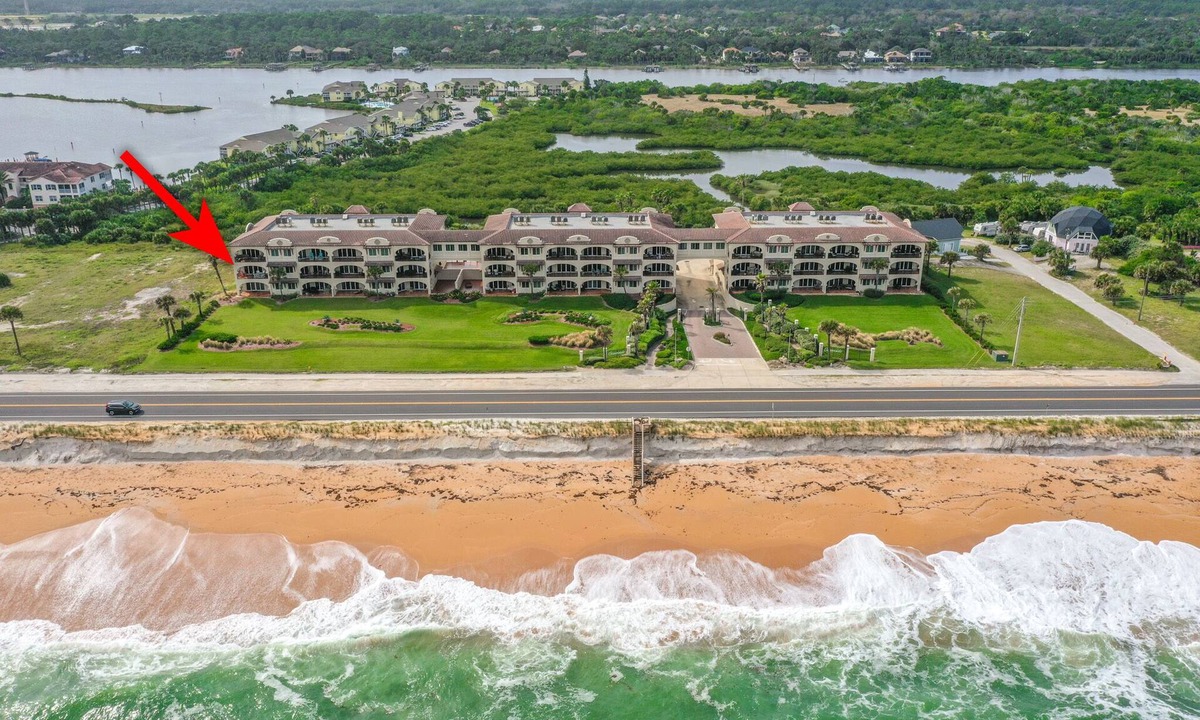 Beverly Beach Condo | Oceanfront -Corner-3 Bed/3 Bath-Heated Pool-Pet Friendly