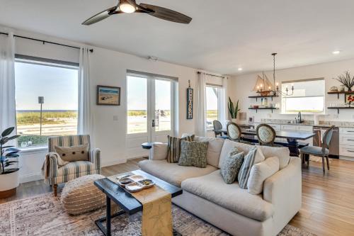 Flagler Beach Apartment | Oceanfront Flagler Beach Unit with Water Views!