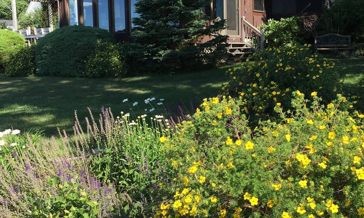 Lamoine House | Oceanfront getaway close to Acadia Nat'l Pk - 1 mi to boat launch