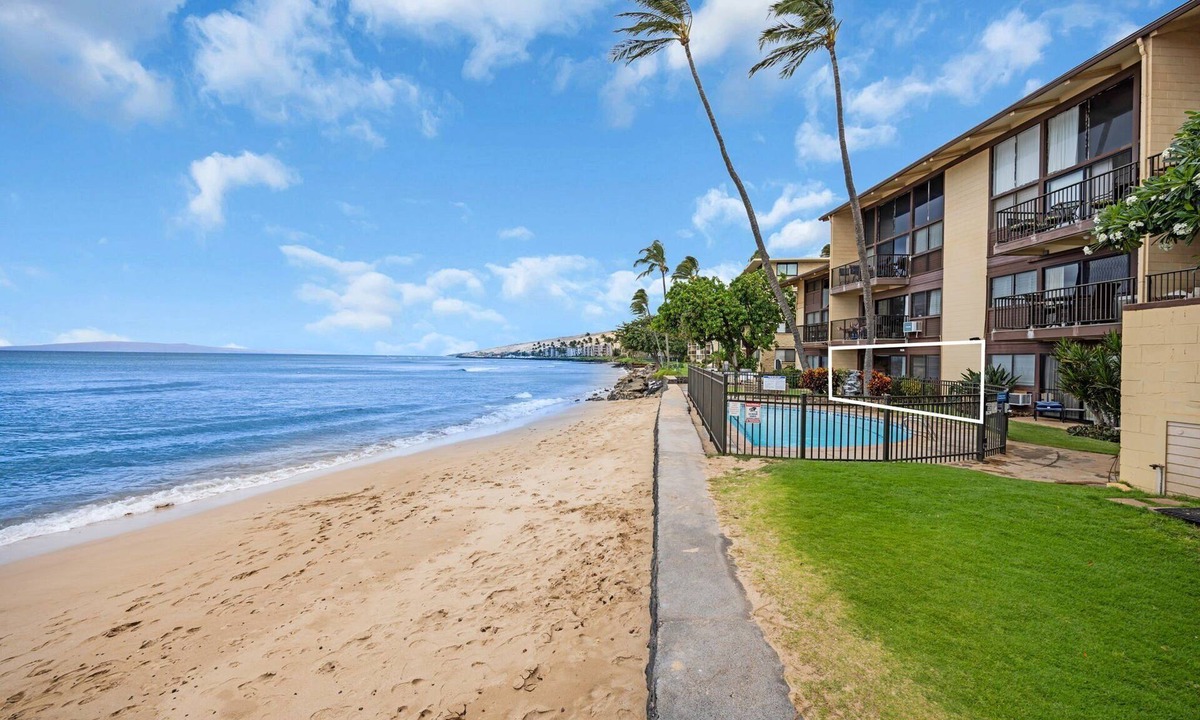 Maalaea Condo | Oceanfront Ground Level 1BR Plantation Style