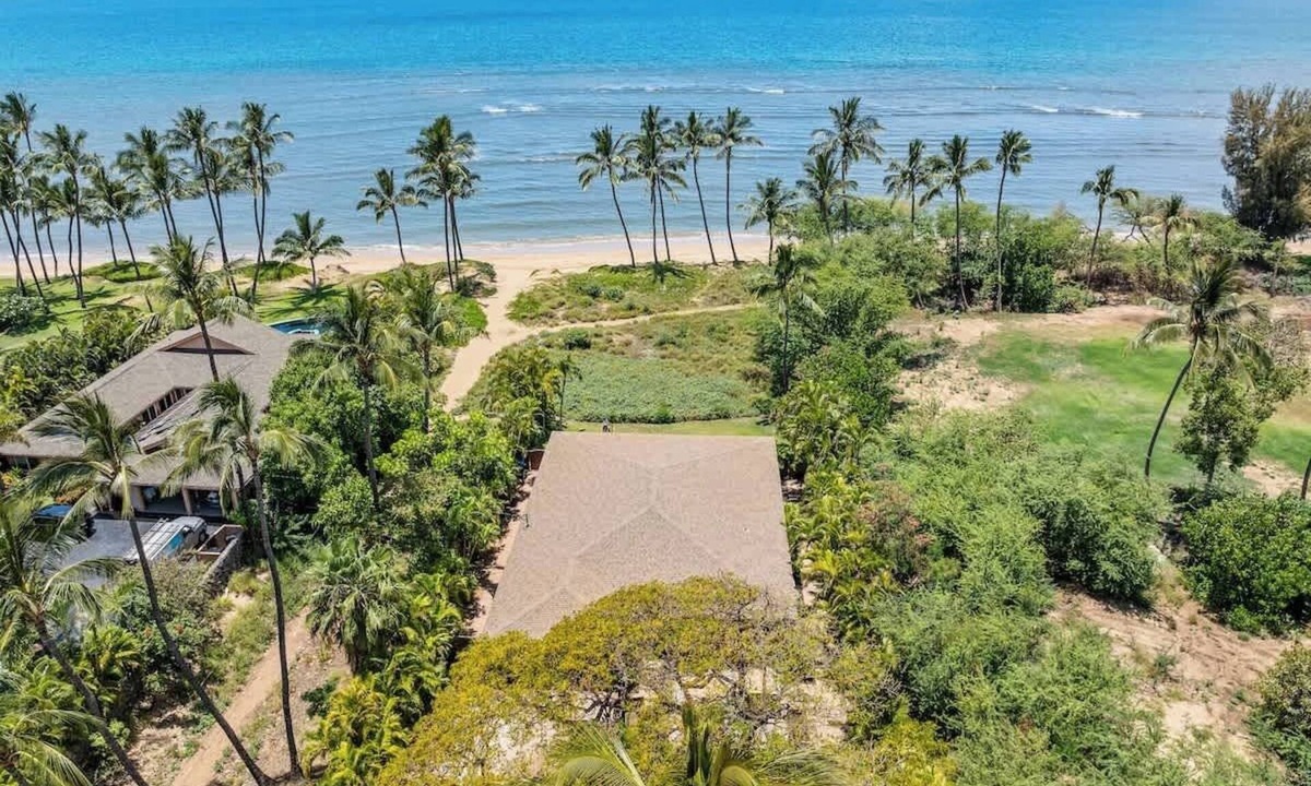 Kihei House | Oceanfront Hideaway on the Beach