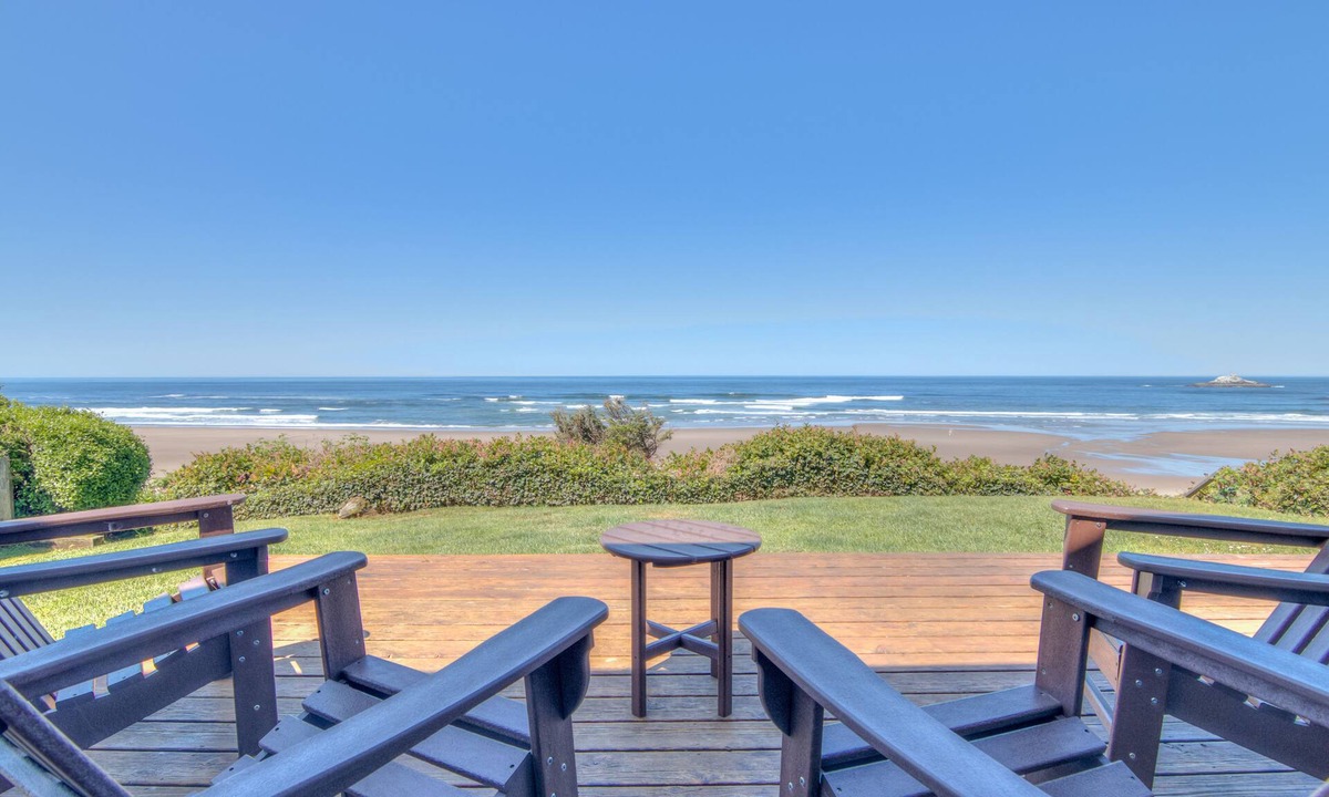 Roads End House | Oceanfront Home with Panoramic Ocean Views - Changing Shores