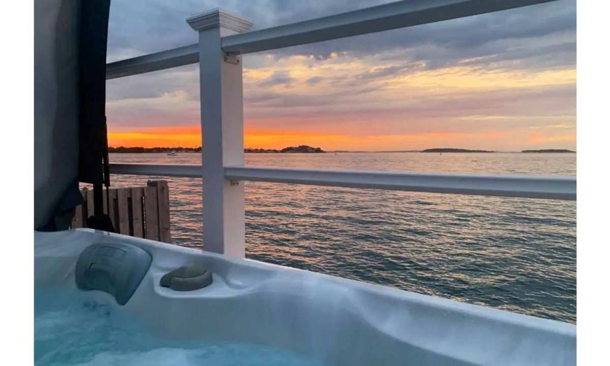 North Weymouth House | OCEANFRONT HOME with PRIVATE BOAT MOORING