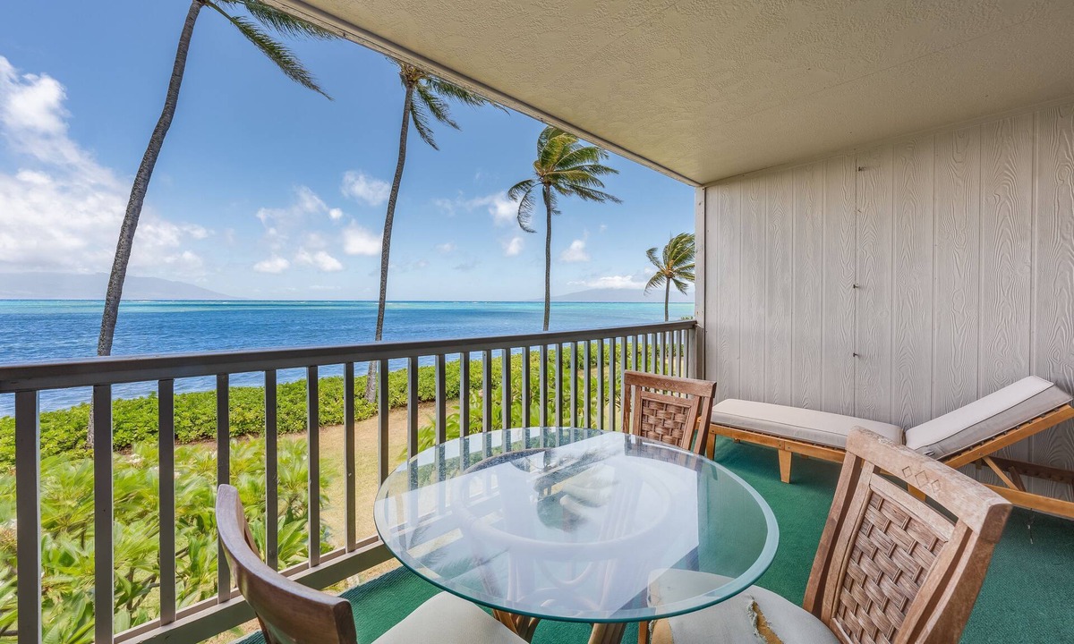 Ualapue Condo | Oceanfront Moloka‘i Retreat | Wavecrest 2nd Floor