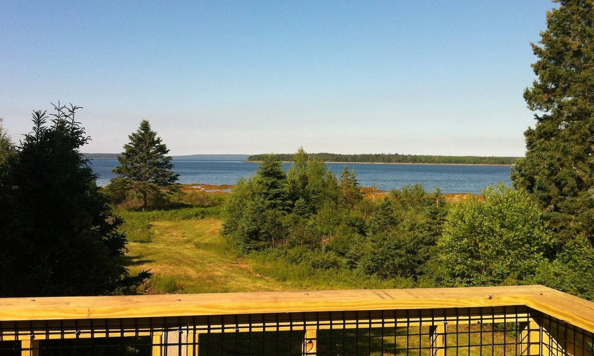 Bar Harbor Villa | Oceanfront Mount Desert Island Retreat