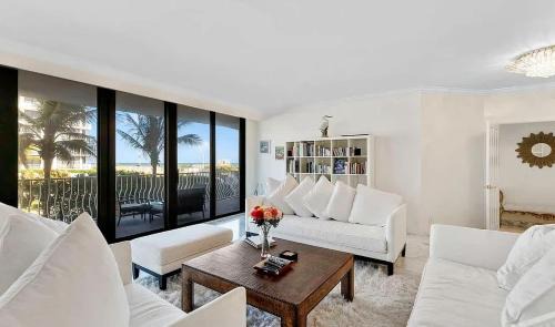 Palm Beach Apartment | Oceanfront Palm Beach Retreat with Private Beach Access