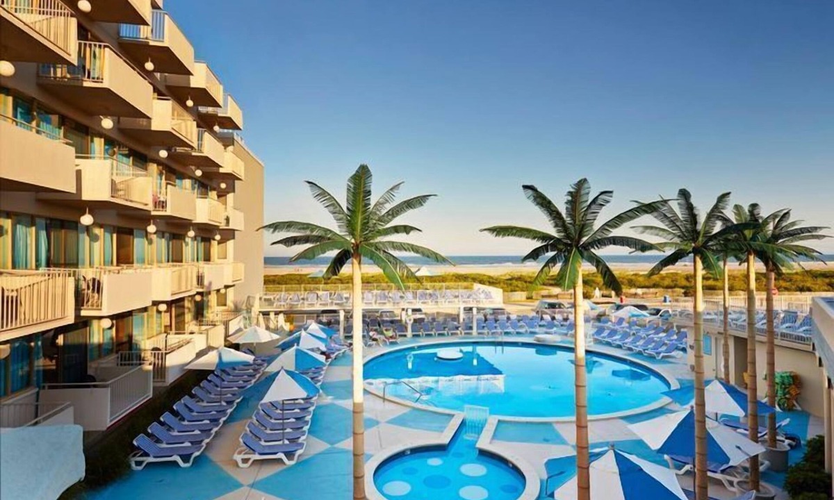 Wildwood Crest Hotel | Oceanfront Pan American Hotel