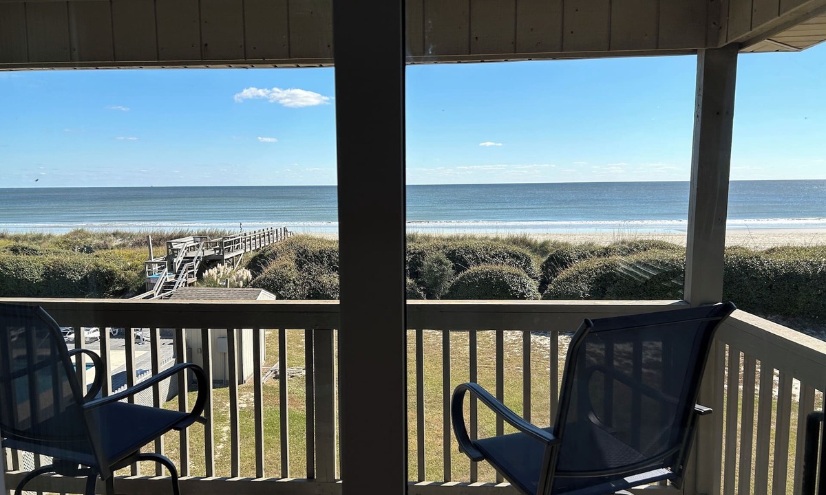 Ocean Isle Beach Condo | Oceanfront Paradise Awaits!