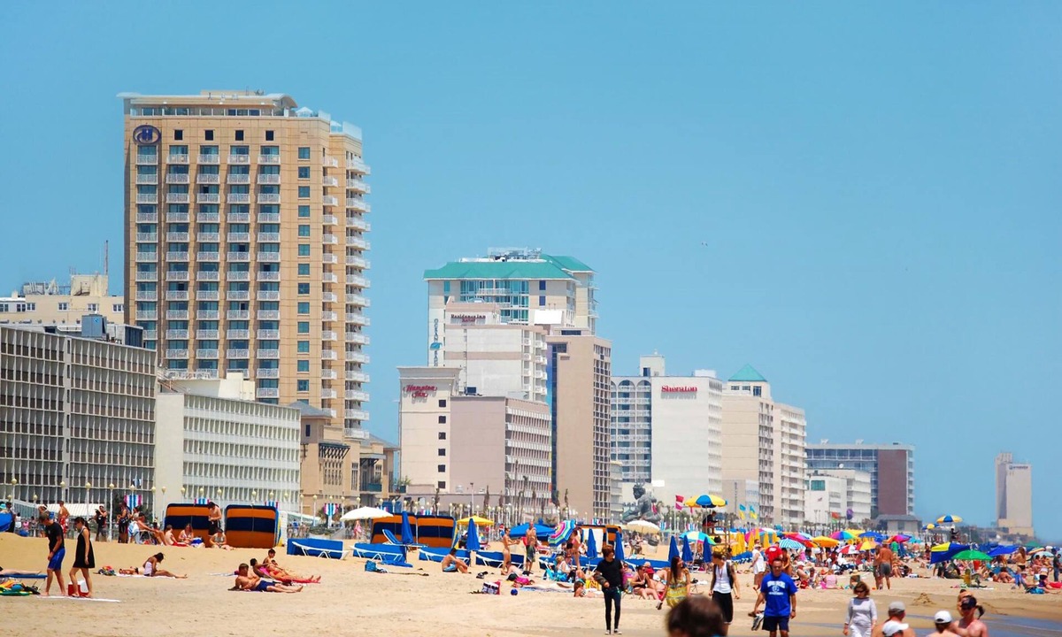 Northeast Virginia Beach Condo | Oceanfront & Pool, on the Boardwalk at 37th Street