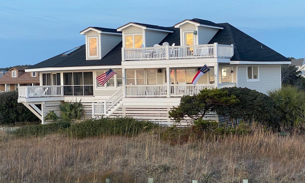 South Beach House | Oceanfront/Spectacular Views/"OCEAN BEACH "