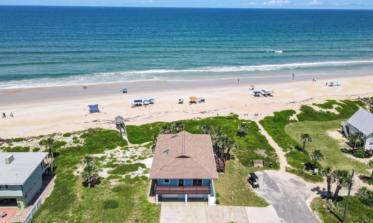 Marineland Acres House | Oceanfront, Steps to Sand, Deck & Pets Welcome!