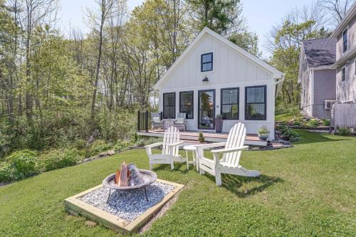 Sebascodegan Island Apartment | Oceanfront Studio with Private Dock in Harpswell!