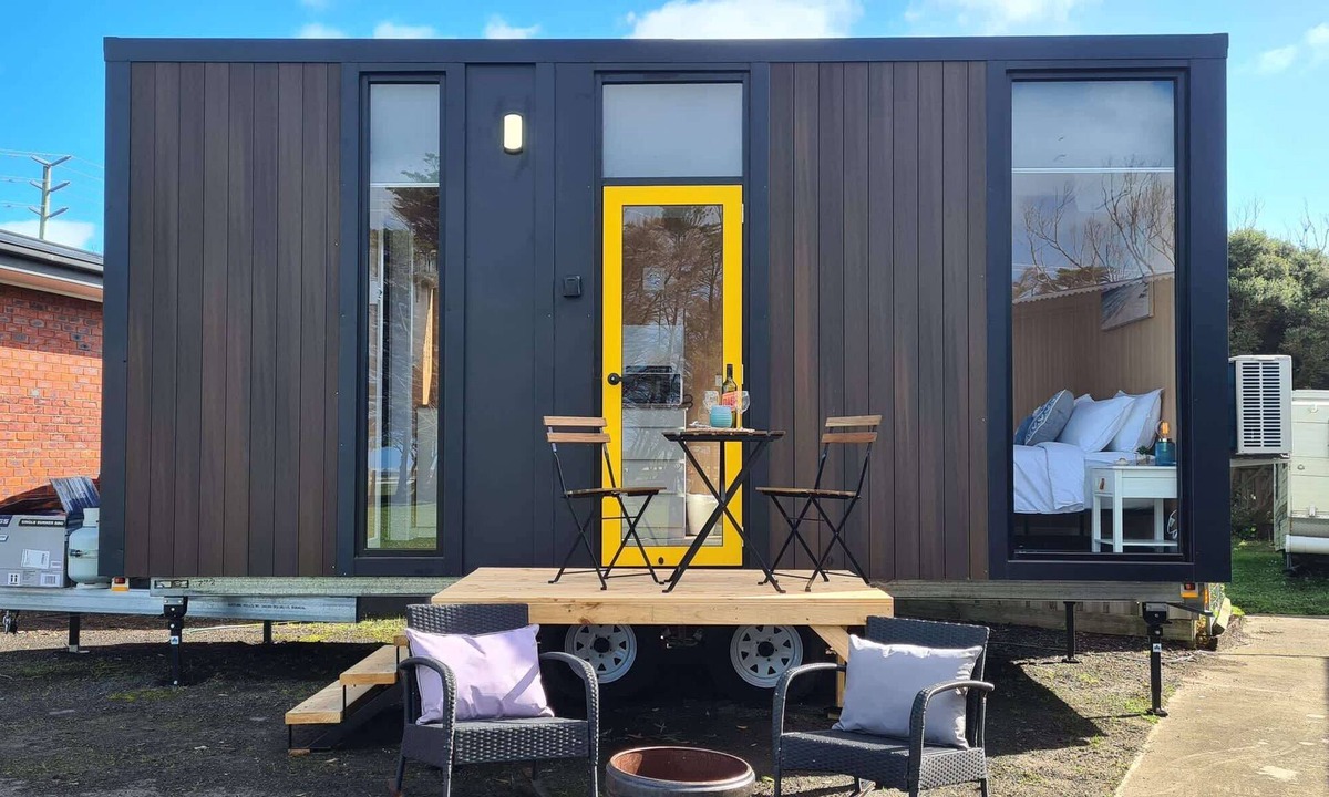 Portland House | Oceans Edge Retreat by Tiny Away