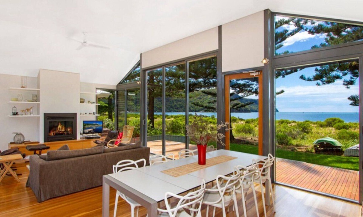 Patonga House | Oceanside by HolidayCo.