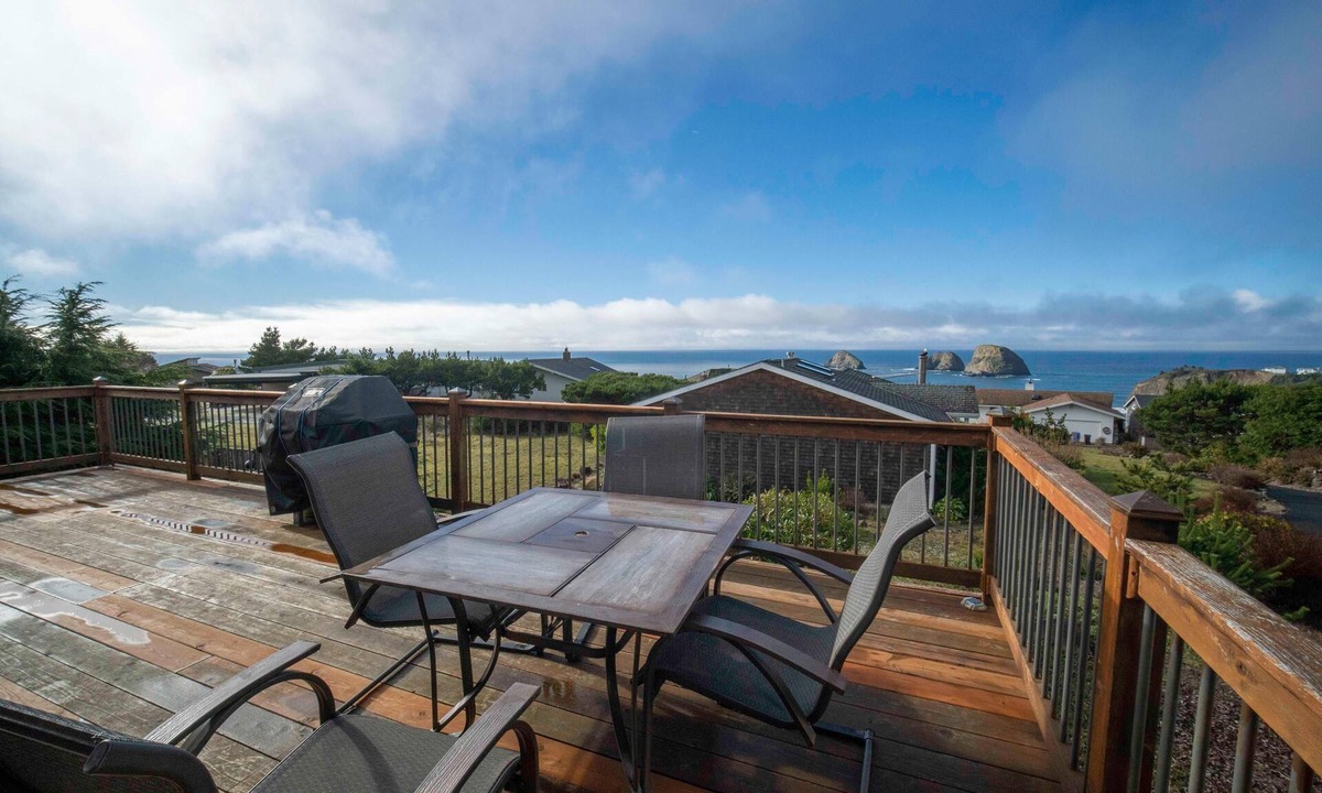 Oceanside Condo | Oceanside Vista