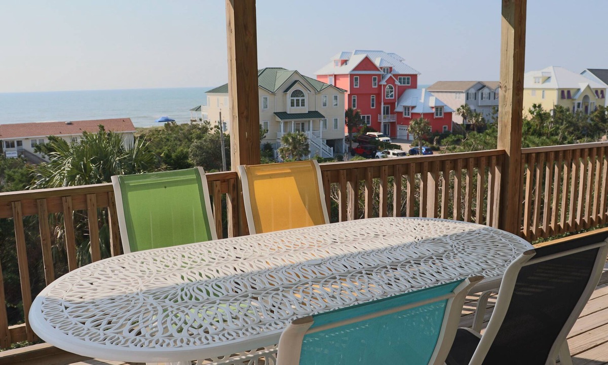 Emerald Isle House | Oceanview Beach Home – 3BR + Loft, Sleeps 10