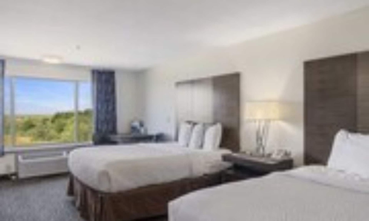 Long Beach Hotel | Oceanview Inn At The Arch
