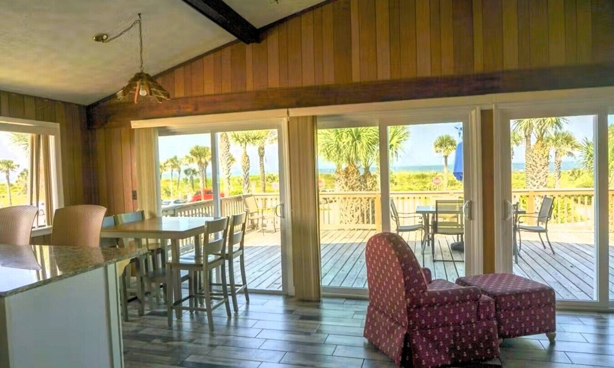 Vilano Beach Hotel | Oceanview Lodge