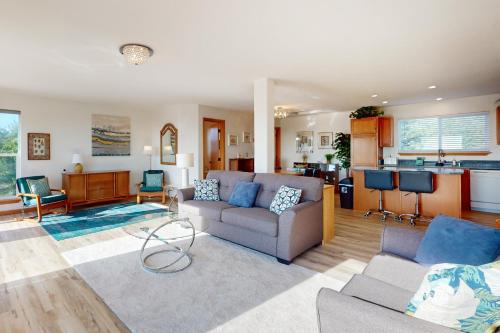 Copalis Beach House | Oceanview Oasis