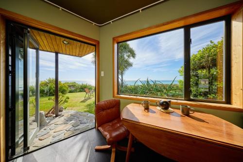 Hapuku Cabin | Oceanview Suite