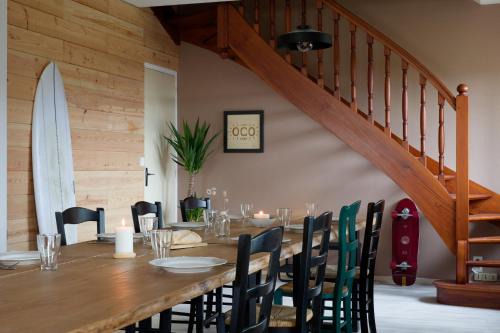 Lit-et-Mixe Bed & Breakfast | Oco Surf Camp - matériel de surf, accès studio de yoga et cuisine commune inclus
