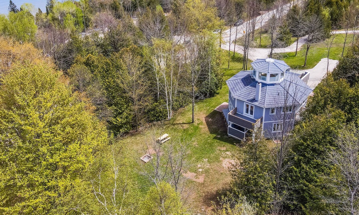 Big Bay House | Octagon Tower - Stargaze Big Bay from Above
