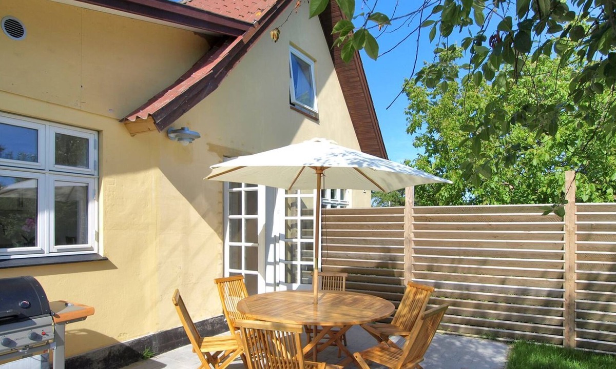 Snogebaek House | "Ødmar" - 400m from the sea by Interhome