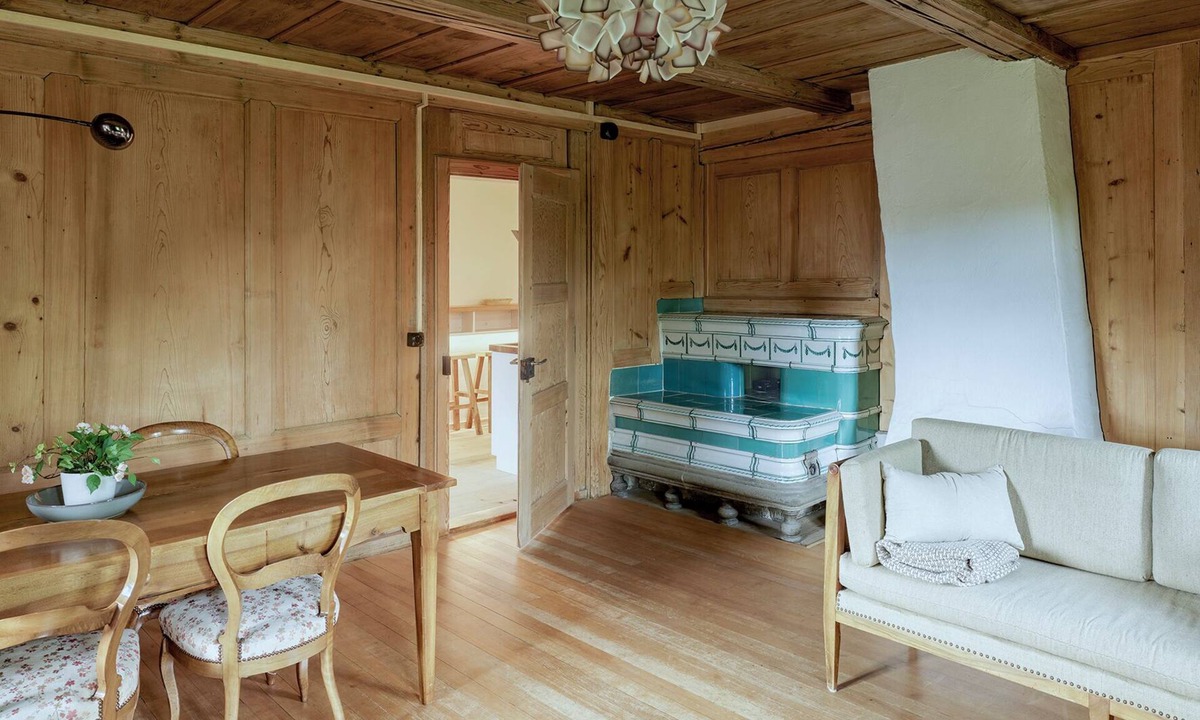 Ferenbalm Apartment | Ofenhaus 1805, Moderne und Tradition, Wohnung 1