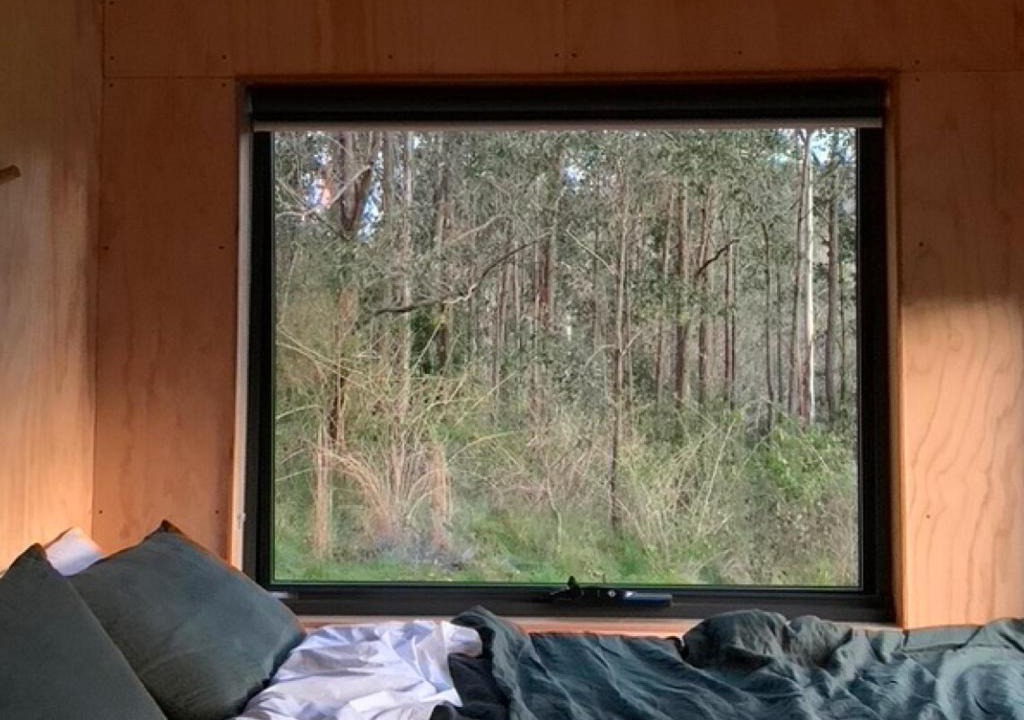 Main Creek House | Off-Grid Cabin Deep in Nature - Pet Friendly - Barney