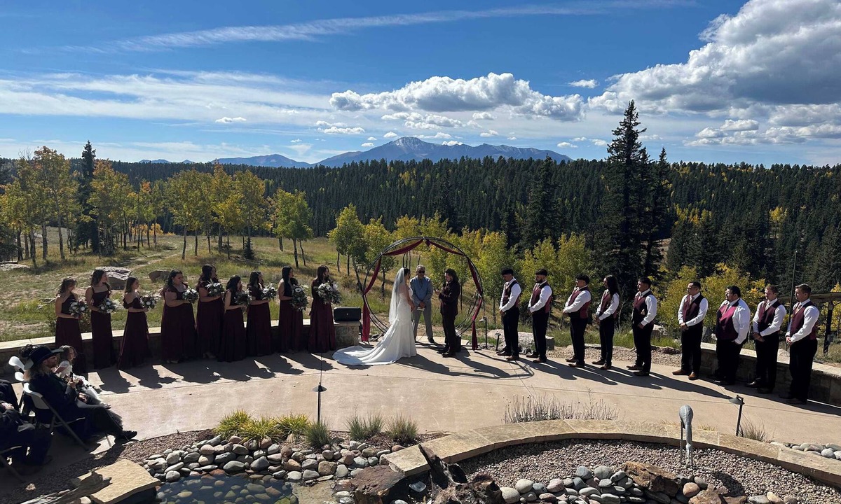 Woodland Park Villa | Off Grid Luxury Experience