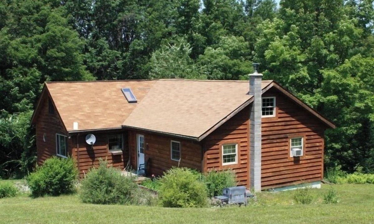 Middlebury Center Cabin | OFF THE BEATEN PATH BEAUTIFUL PRIVATE CABIN WIFI WELLSBORO ENJOY A SPRING VISITn