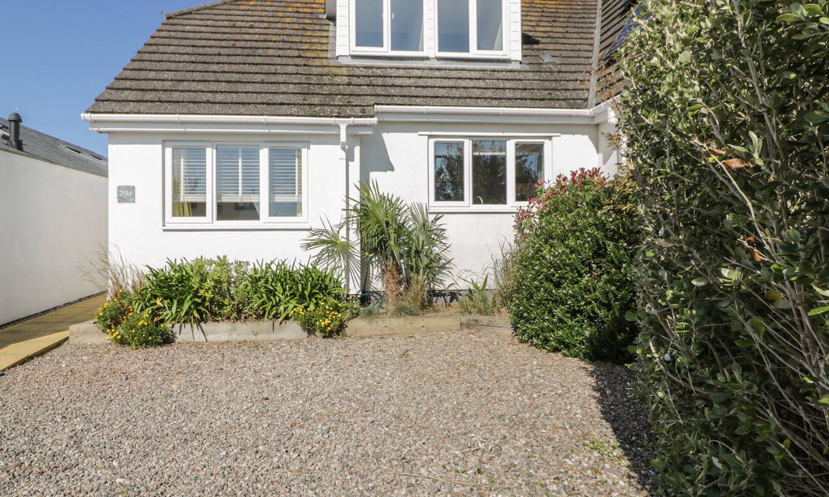 Crantock Cottage | Offshore