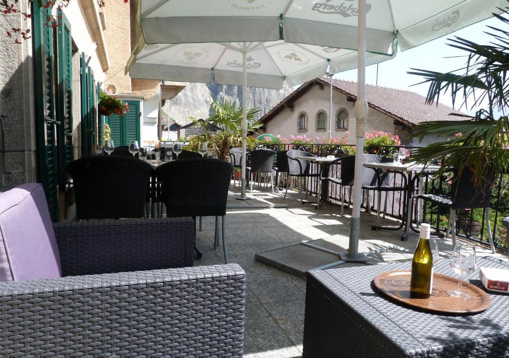 Saint-Pierre-de-Clages Hotel | OH!Berge