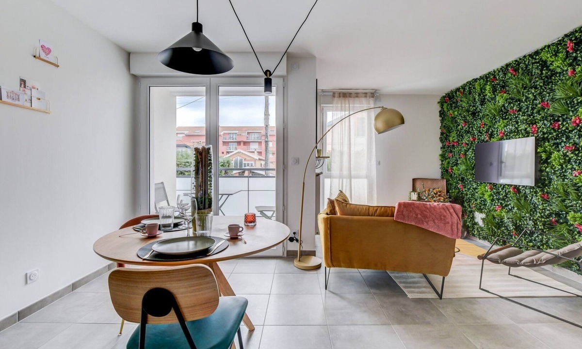 Bonnefoy-Roseraie-Gramont Apartment | OIQIA Garden