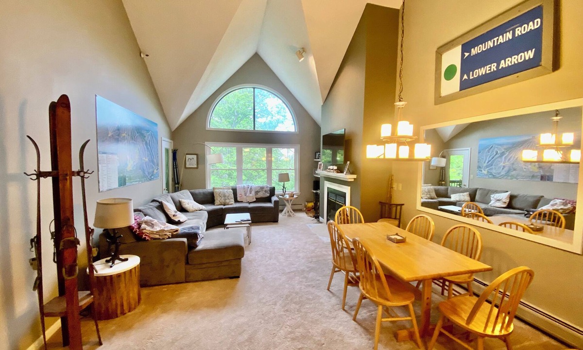 Ludlow Condo | OKEMO WINTERPLACE Best Location, Ski-In/Ski-Out 4BR/3BATH + LOFT. Spacious.