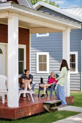 Okoboji House | Okoboji Summer Theatre Cottages