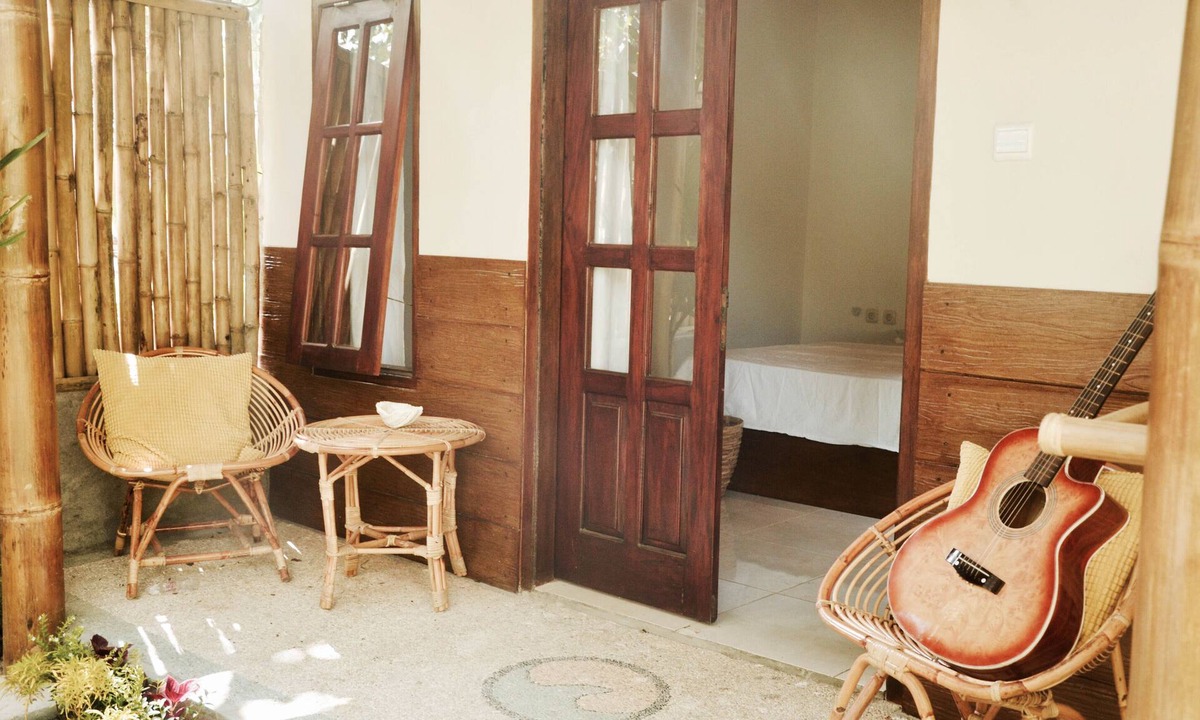 Selong Belanak House | OLA OLA ROOMS next to BEACH