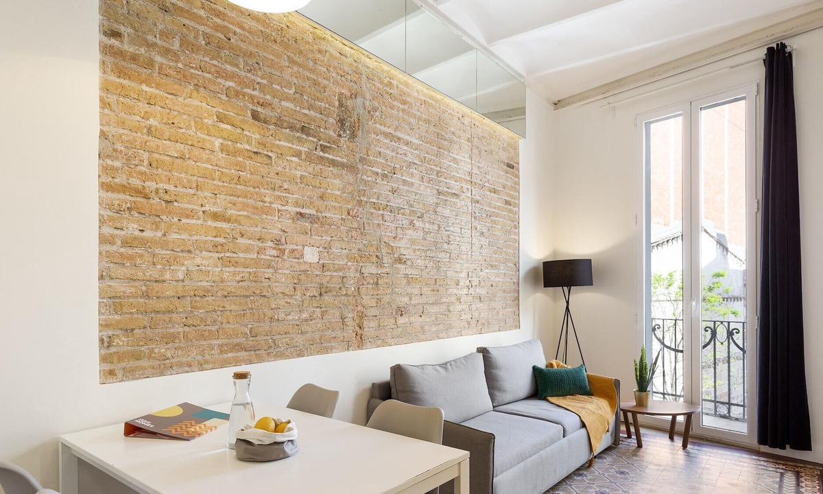 L'Hospitalet de Llobregat Apartment | Olala Design Apartment 2.1| 10m Pl.España