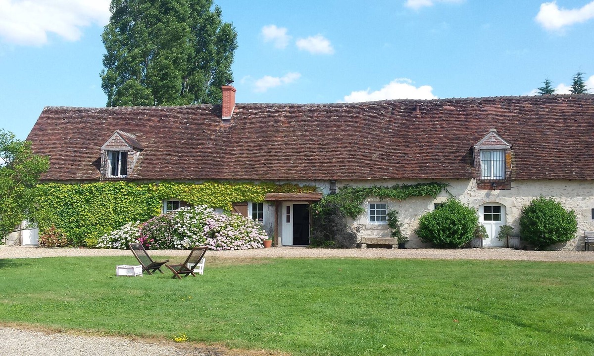 Escrignelles House | Old 16th century farmhouse completely renovated, quiet and wide open spaces