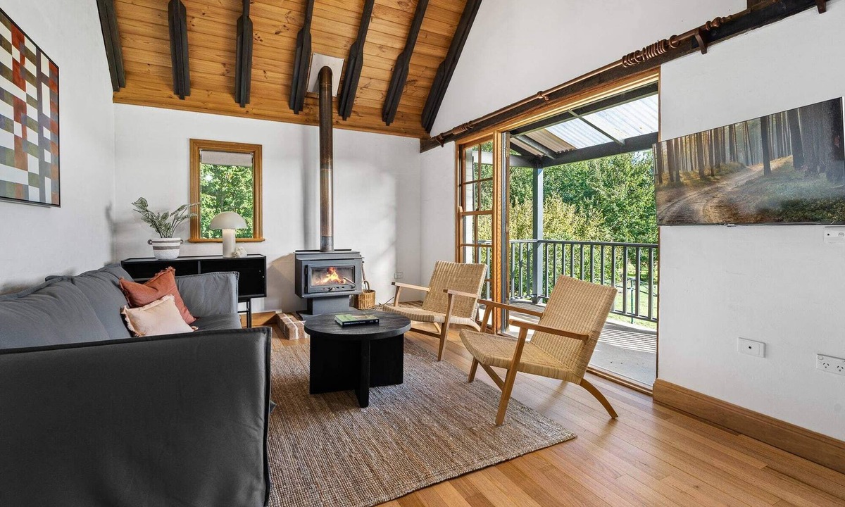 Eglinton House | Old Alloway Cottage - Spacious - Sleeps 6