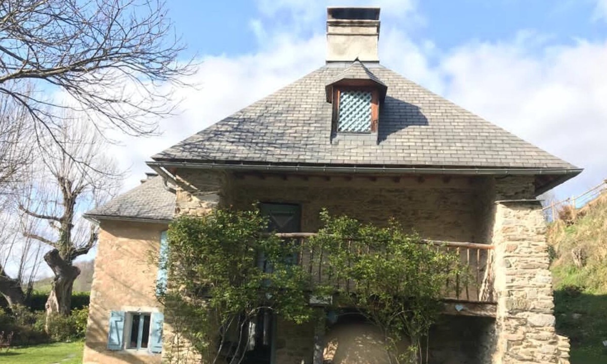 Labassere House | Old barn converted into a chalet in a preserved bucolic environment