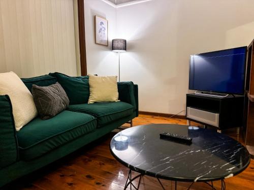 Georges Hall House | Old Charm Guesthouse