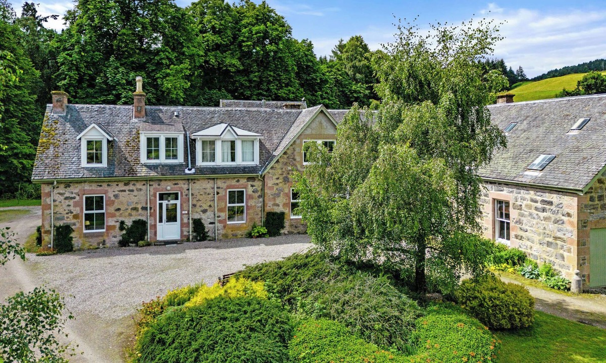 Glen Urquhart Apartment | Old Dairy by Interhome