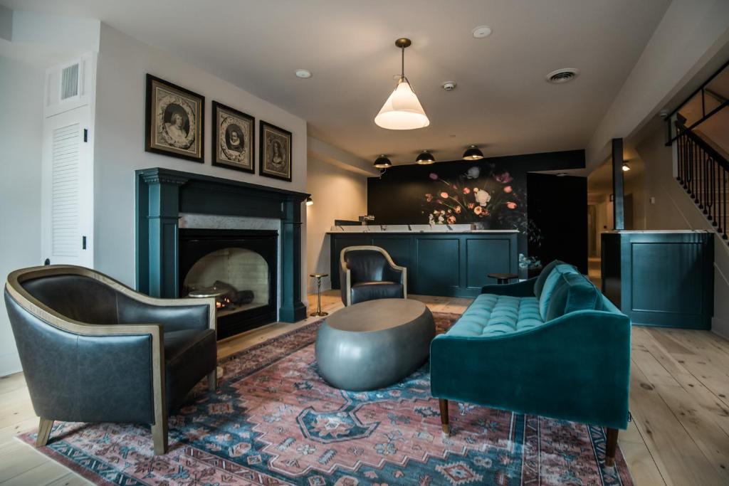 Kinderhook Hotel | Old Dutch Inn