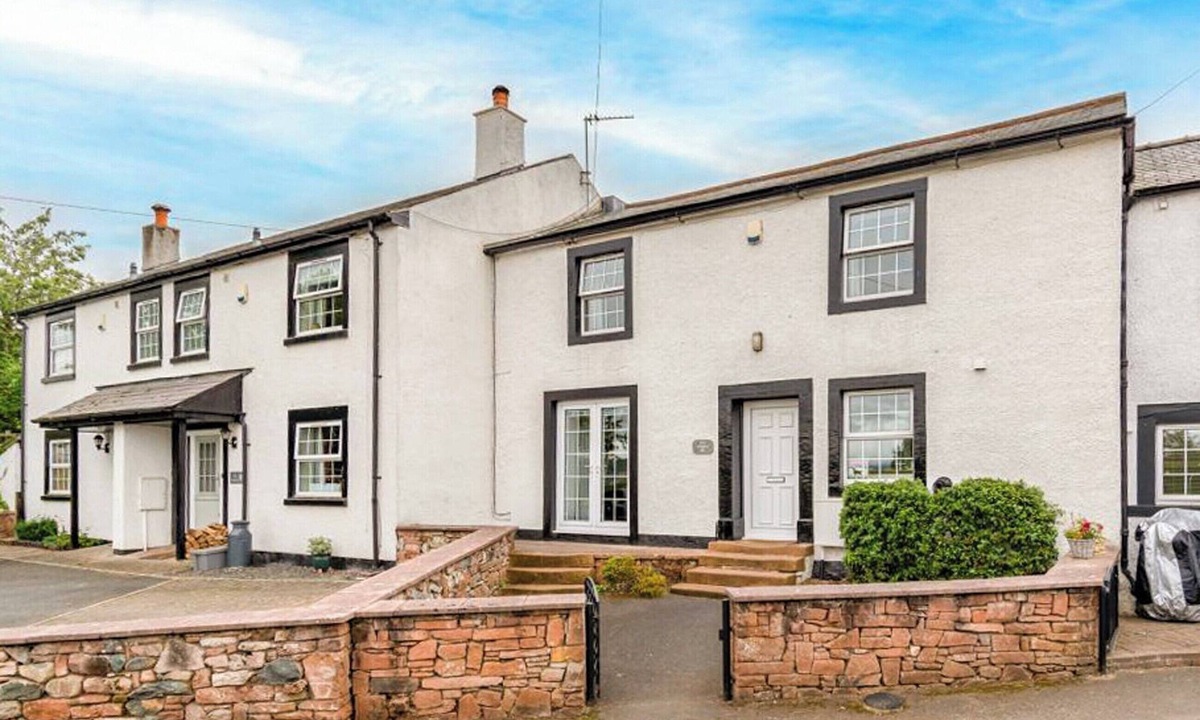 Newton Reigny Cottage | Old George III House