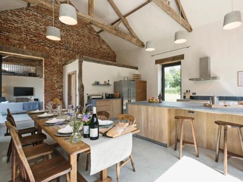 Foxley House | Old Hall Farm Barn