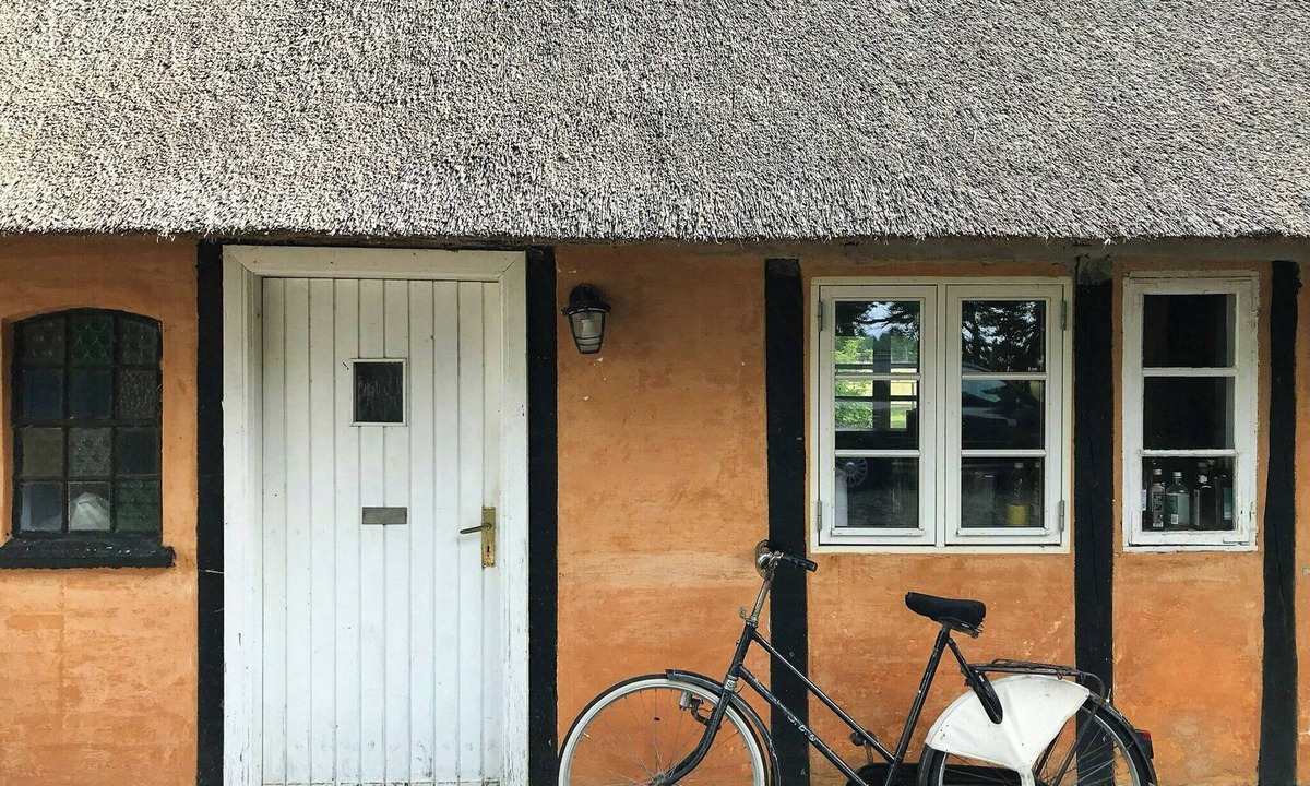 Dannemare House | Old holiday home with orangery in Rudbjerg